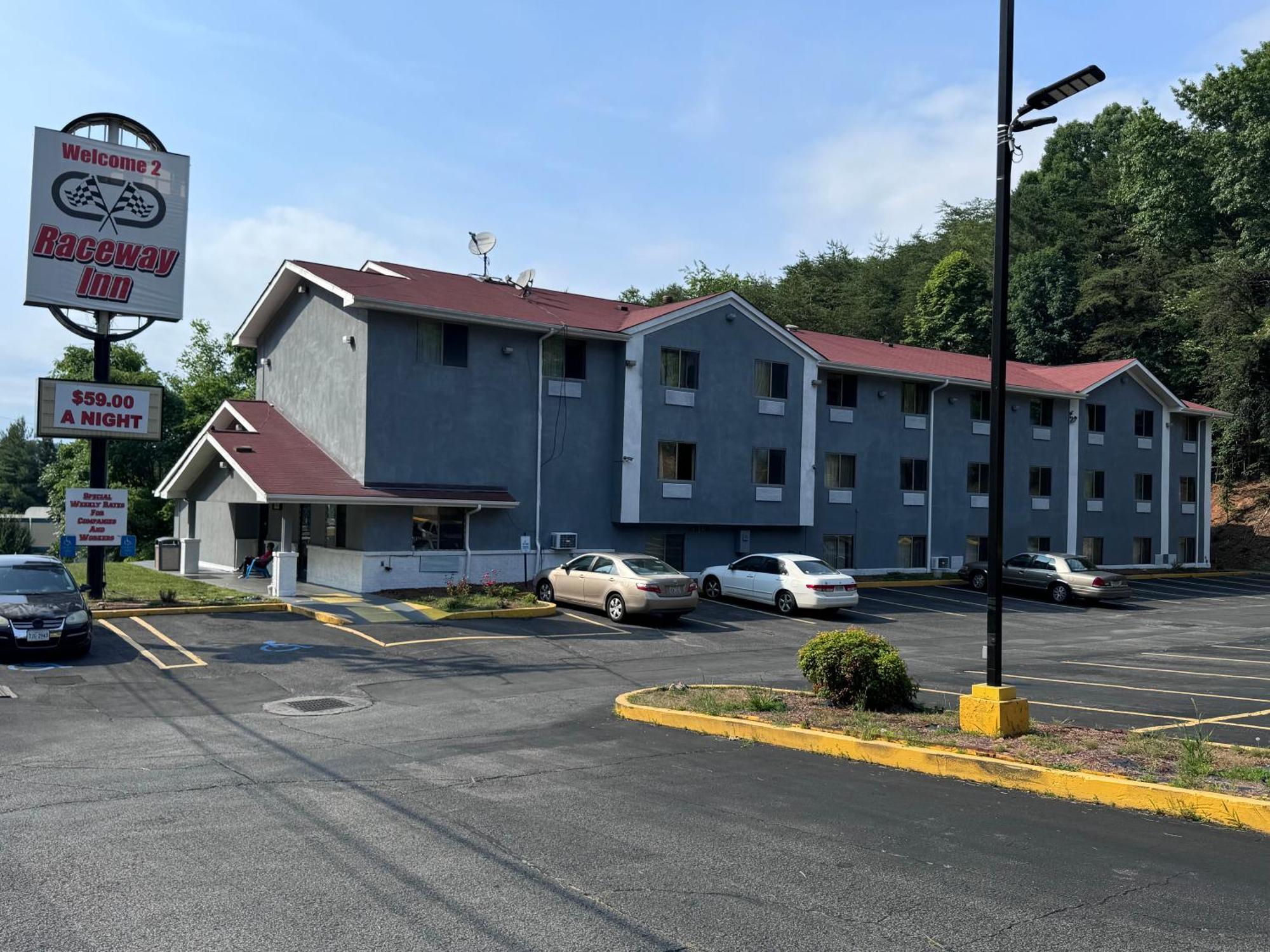 Raceway Inn Мартинсвилл Экстерьер фото